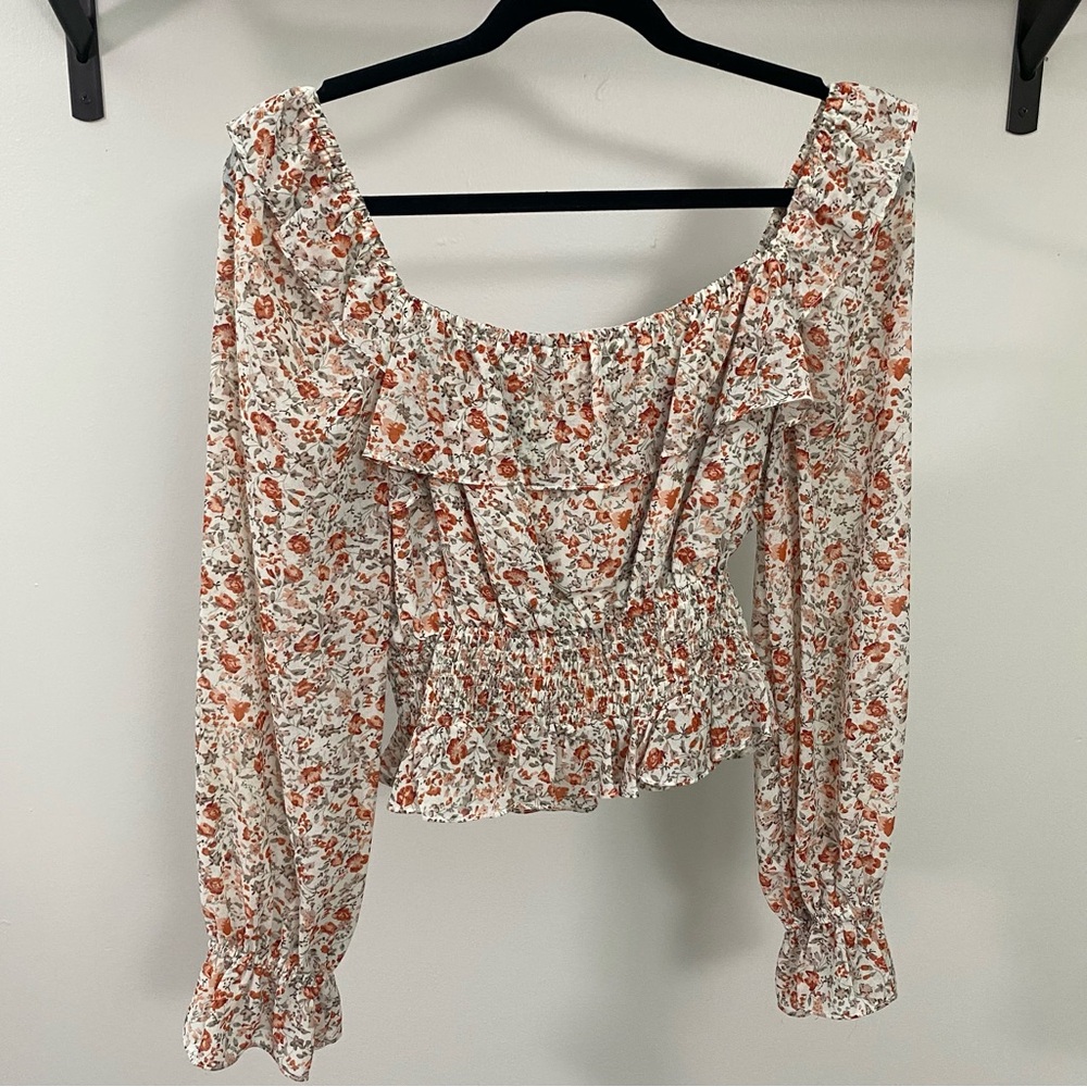 ⭐️ 2/$30 ⭐️ Floral Ruffle Smocked Waist Blouse - Picture 6 of 7
